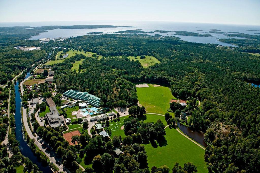 Ronneby Brunnspark Vandrarhem Och B&B Exterior foto