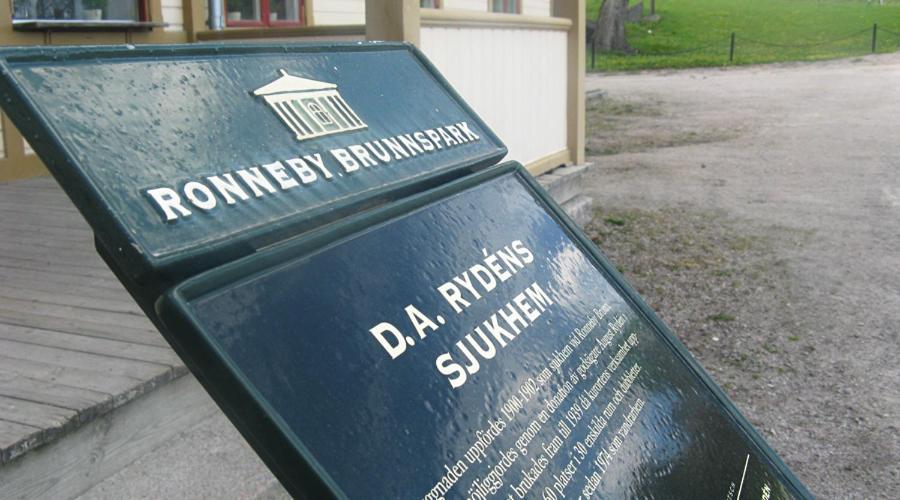 Ronneby Brunnspark Vandrarhem Och B&B Exterior foto