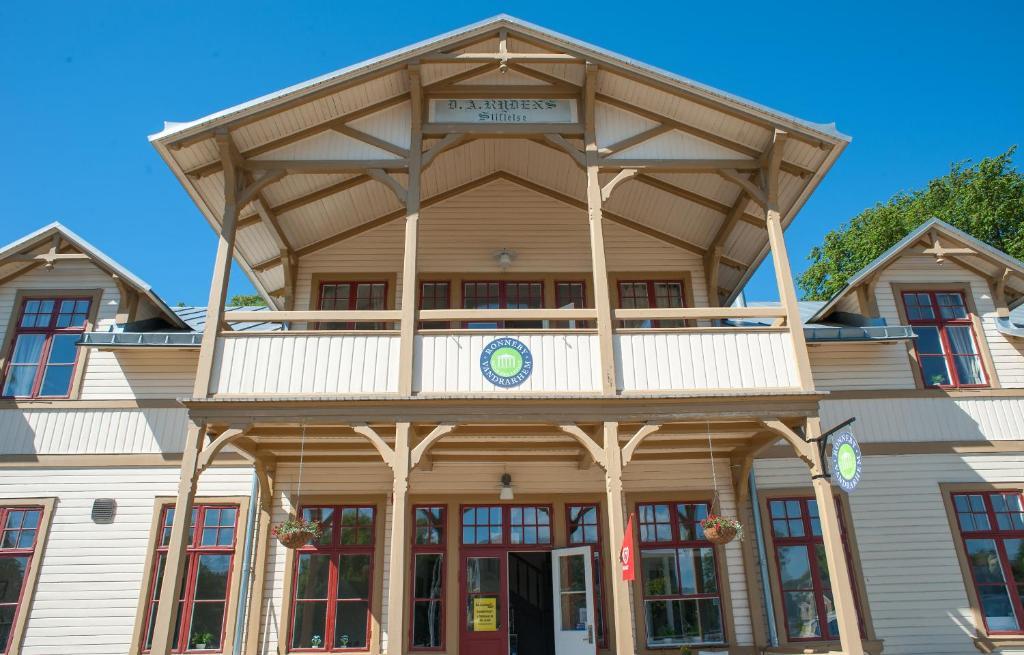 Ronneby Brunnspark Vandrarhem Och B&B Exterior foto